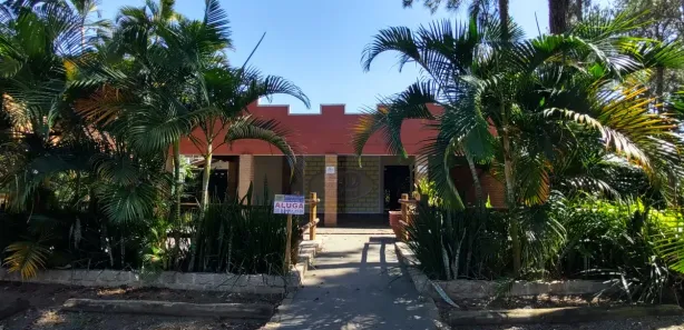 Sala Comercial para alugar, 300m² no Centro, Holambra