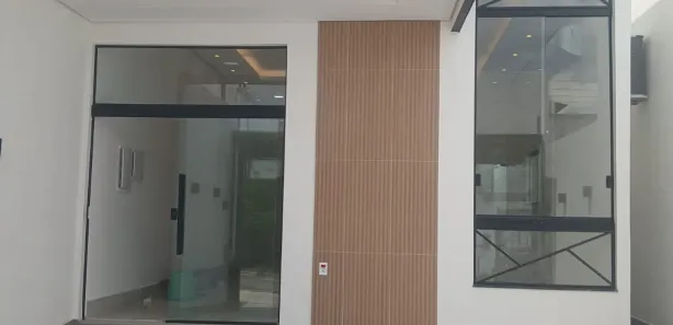 Casa com 3 Quartos para alugar, 110m² no Parque 10 de Novembro, Manaus
