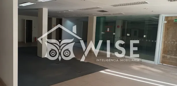 Ponto Comercial para venda ou aluguel, 690m² no Centro, Itu