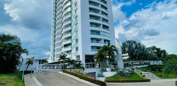 Apartamento com 4 Quartos para venda ou aluguel, 253m² no São Jorge, Manaus