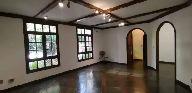 Casa com 7 Quartos para alugar, 360m² no Funcionários, Belo Horizonte