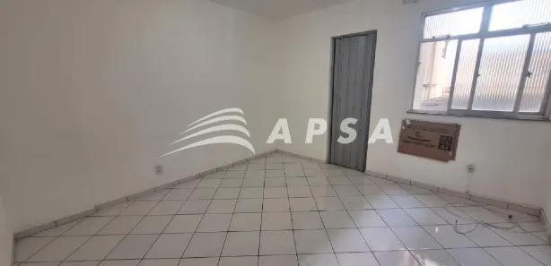 Kitnet com 1 Quarto para alugar, 27m² no Taquara, Rio de Janeiro