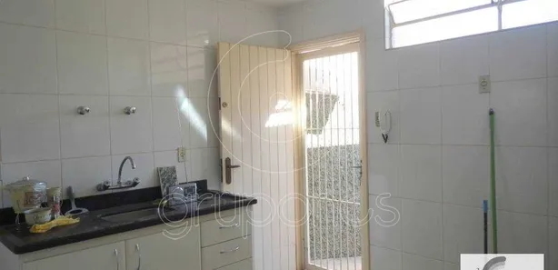Casa com 3 Quartos à venda, 160m² no Centro, Araraquara