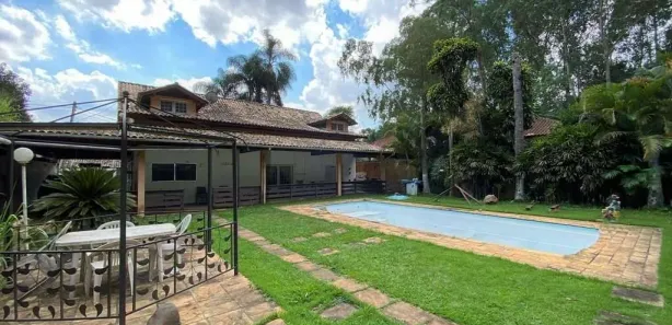Fazenda/Sítio com 4 Quartos à venda, 780m² no Chácara dos Junqueiras, Carapicuíba