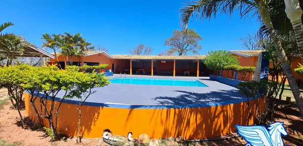 Fazenda/Sítio com 7 Quartos à venda, 850m² no , Iacanga