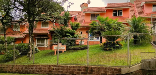 Casa com 2 Quartos à venda, 75m² no Ipê Amarelo, Gramado