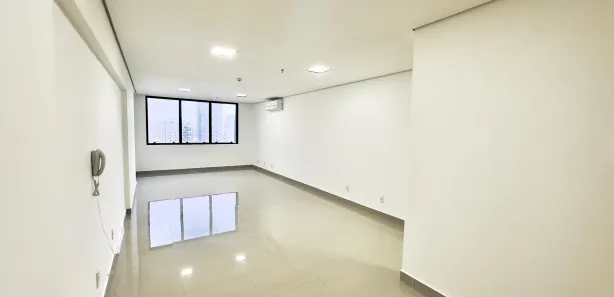 Sala Comercial à venda, 39m² no Jardim Goiás, Goiânia