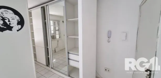 Kitnet para alugar, 30m² no Cidade Baixa, Porto Alegre