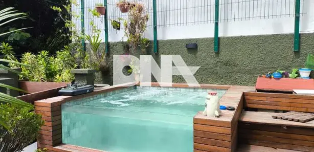 Casa com 4 Quartos à venda, 220m² no Humaitá, Rio de Janeiro