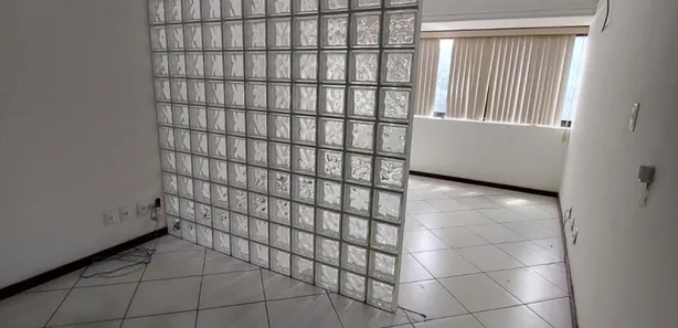 Sala Comercial à venda, 32m² no Brotas, Salvador