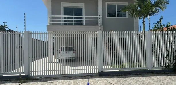 Casa com 4 Quartos à venda, 206m² no Bom Retiro, Matinhos