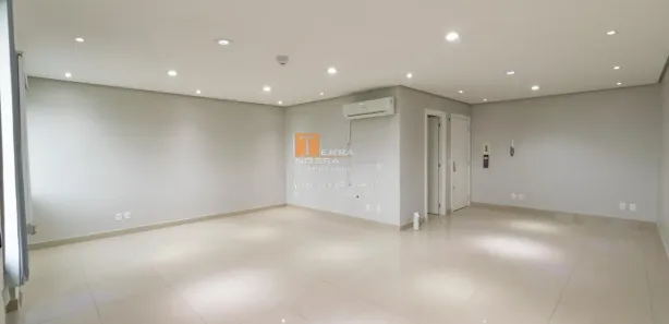 Sala Comercial à venda, 48m² no Sanvitto, Caxias do Sul
