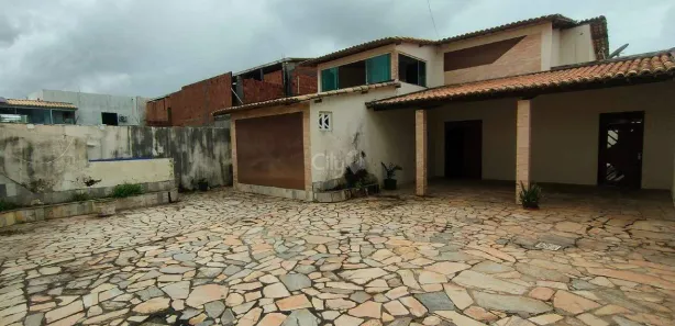 Casa com 3 Quartos para alugar, 300m² no Coroa do Meio, Aracaju