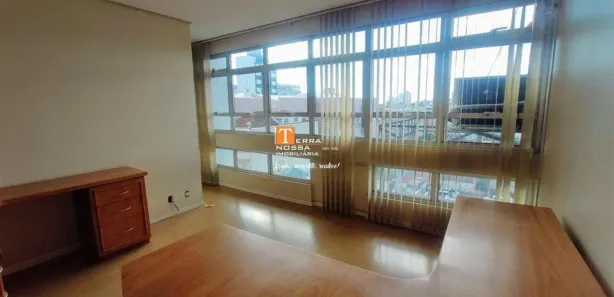 Sala Comercial à venda, 97m² no Centro, Caxias do Sul