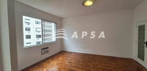 Apartamento com 4 Quartos para alugar, 157m² no Leme, Rio de Janeiro