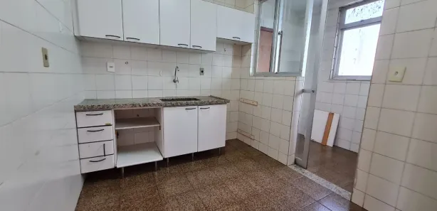 Apartamento com 3 Quartos para alugar, 95m² no Santo Antônio, Belo Horizonte