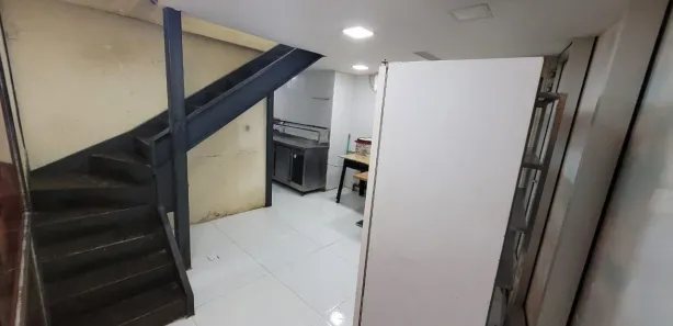 Ponto Comercial para alugar, 77m² no Barra Olímpica, Rio de Janeiro