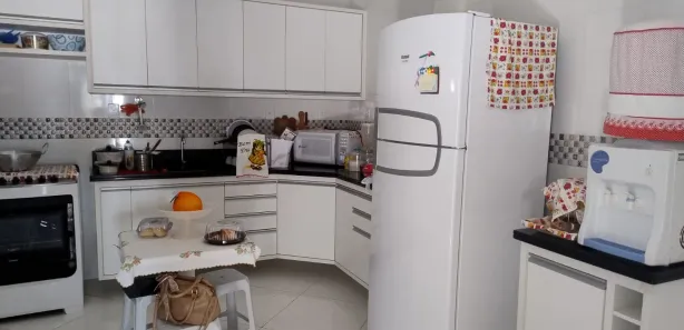 Casa de Condomínio com 4 Quartos para venda ou aluguel, 250m² no , Vera Cruz