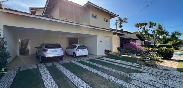 Casa de Condomínio com 4 Quartos para alugar, 330m² no Jardim Florença, Goiânia