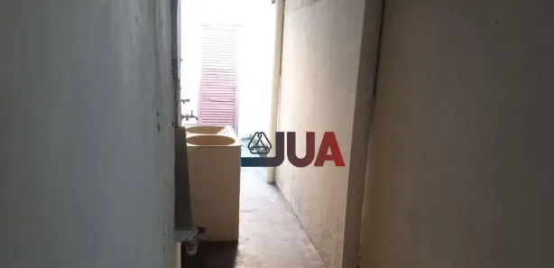 Casa com 2 Quartos para alugar, 54m² no Centro, Nova Iguaçu