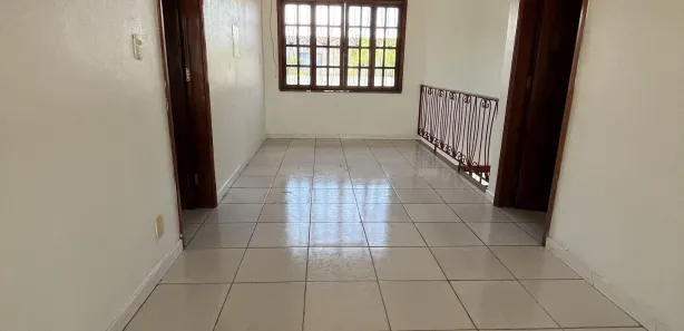 Sobrado com 3 Quartos para alugar, 200m² no Parque 10 de Novembro, Manaus