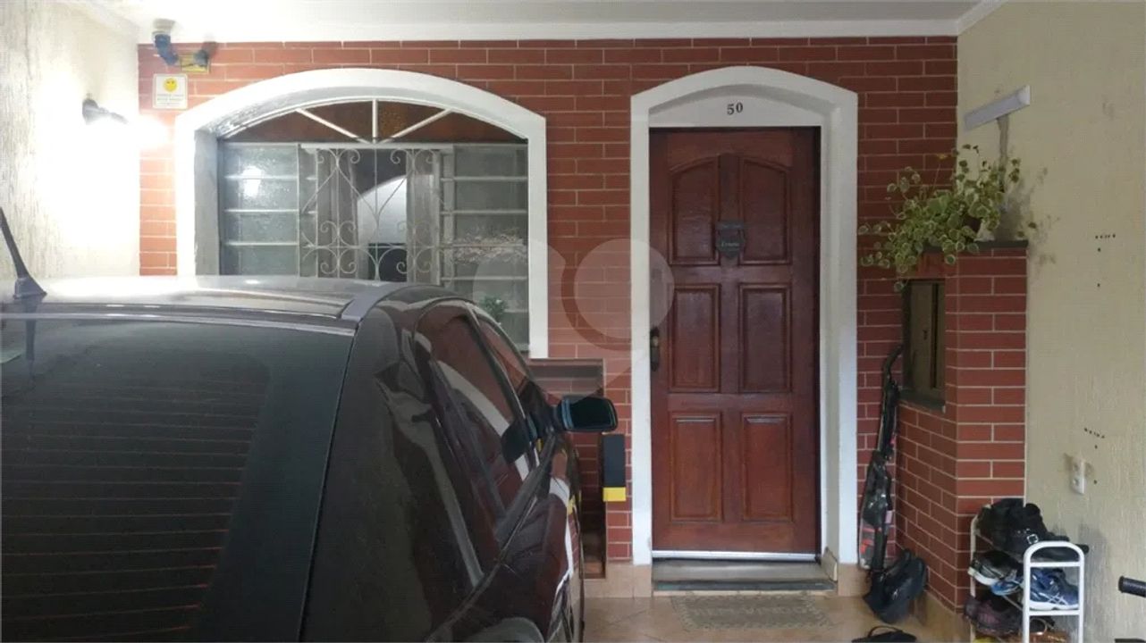 Sobrado na Rua Catarina Cortez, Móoca em São Paulo, por R 597.000