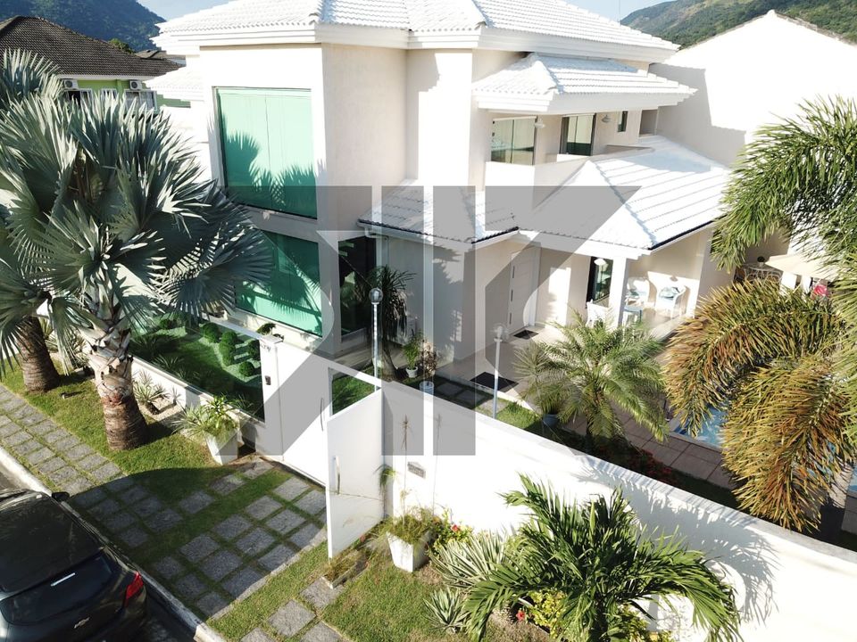 Casa na Estrada do Cabuçu, 4601, Campo Grande em Rio de Janeiro, por R