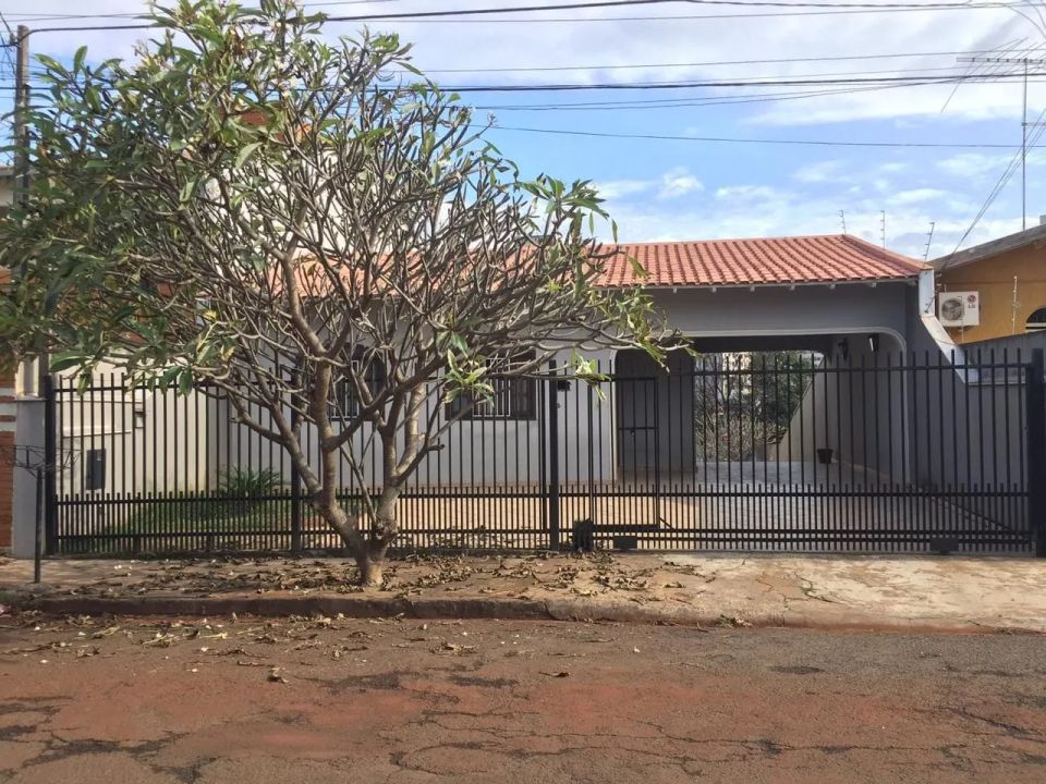 Casa na Rua Jaú, 83, Caravelle em Londrina, por R 590.000 Viva Real