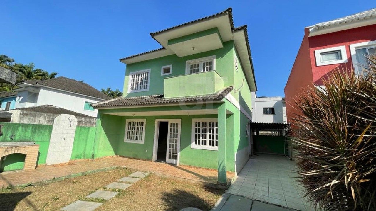 Casa de Condomínio na Estrada dos Bandeirantes, 1111111, Vargem Grande em Rio de Janeiro, por R
