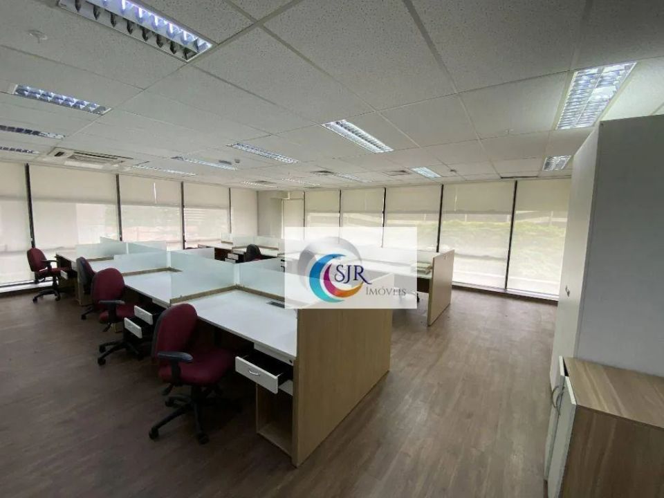 Sala Comercial na Avenida Alfredo Egídio de Souza Aranha, 100, Chácara Santo Antônio em São