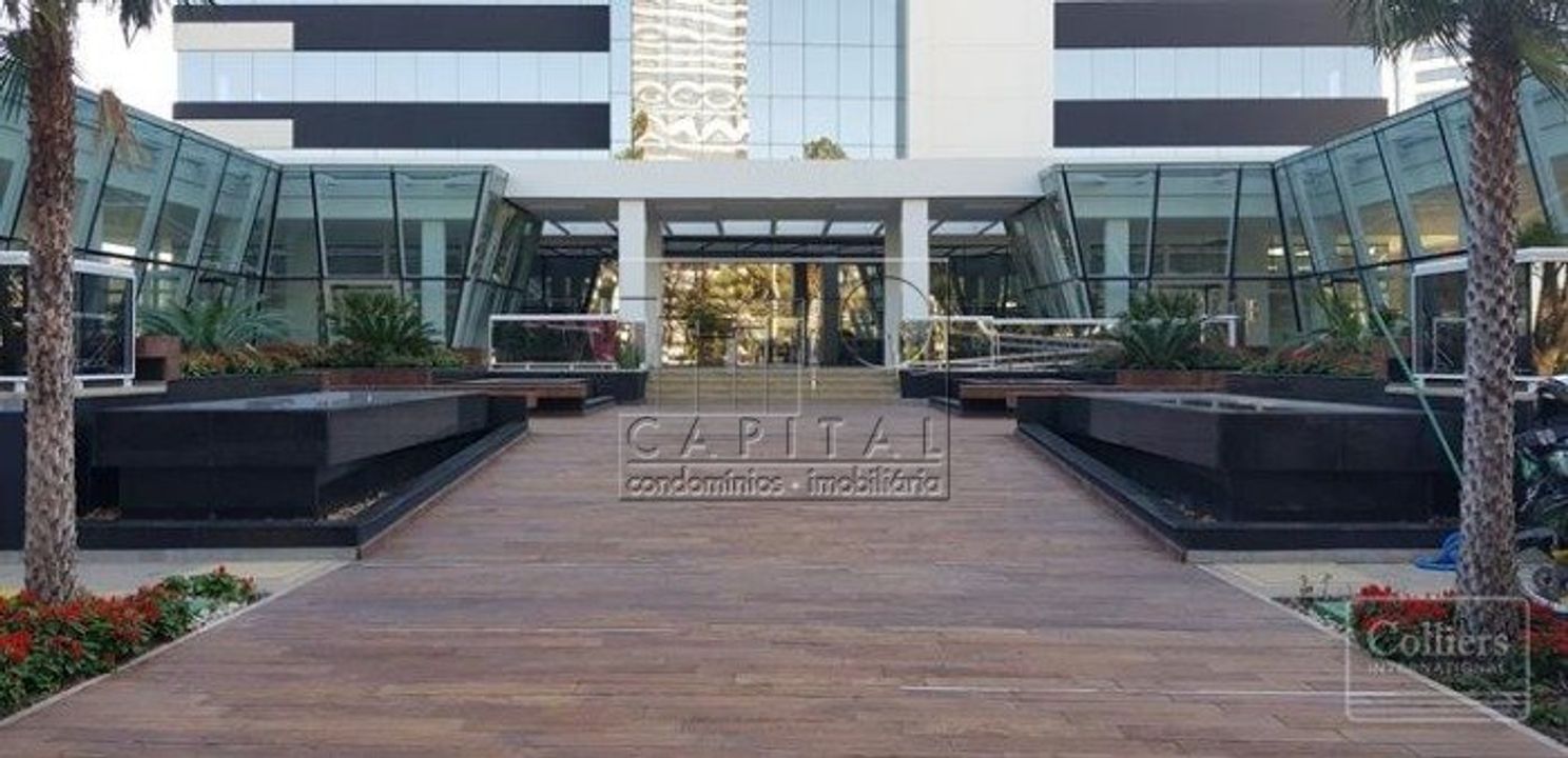 Sala Comercial na Alameda Tocantins, 350, Alphaville em Barueri, por R