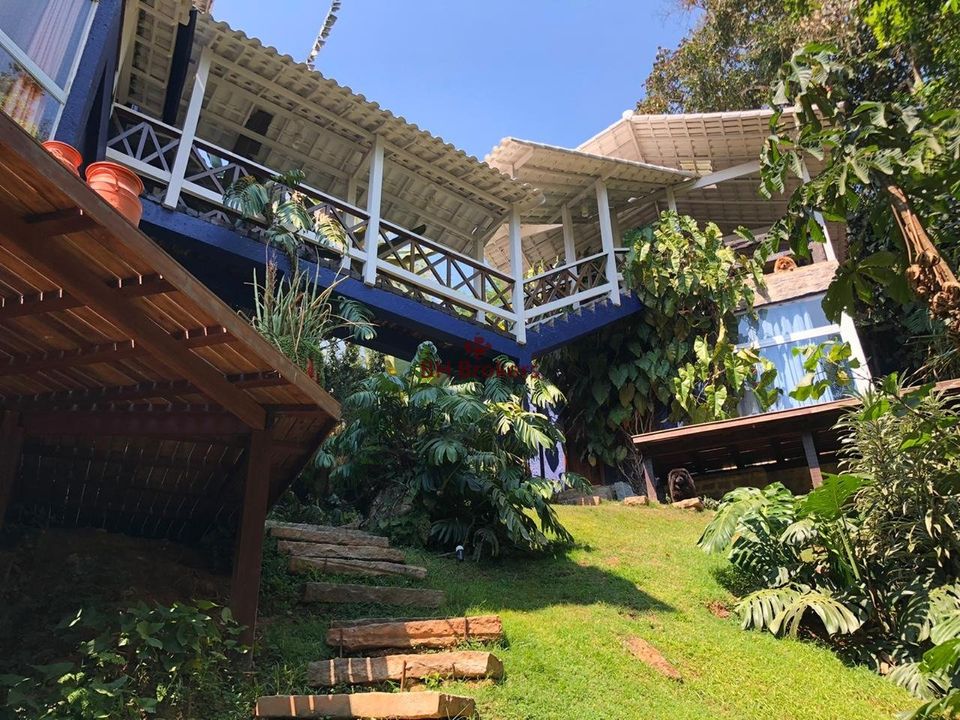 Casa de Condomínio na Alameda das Castanheiras, Ouro Velho Mansões em