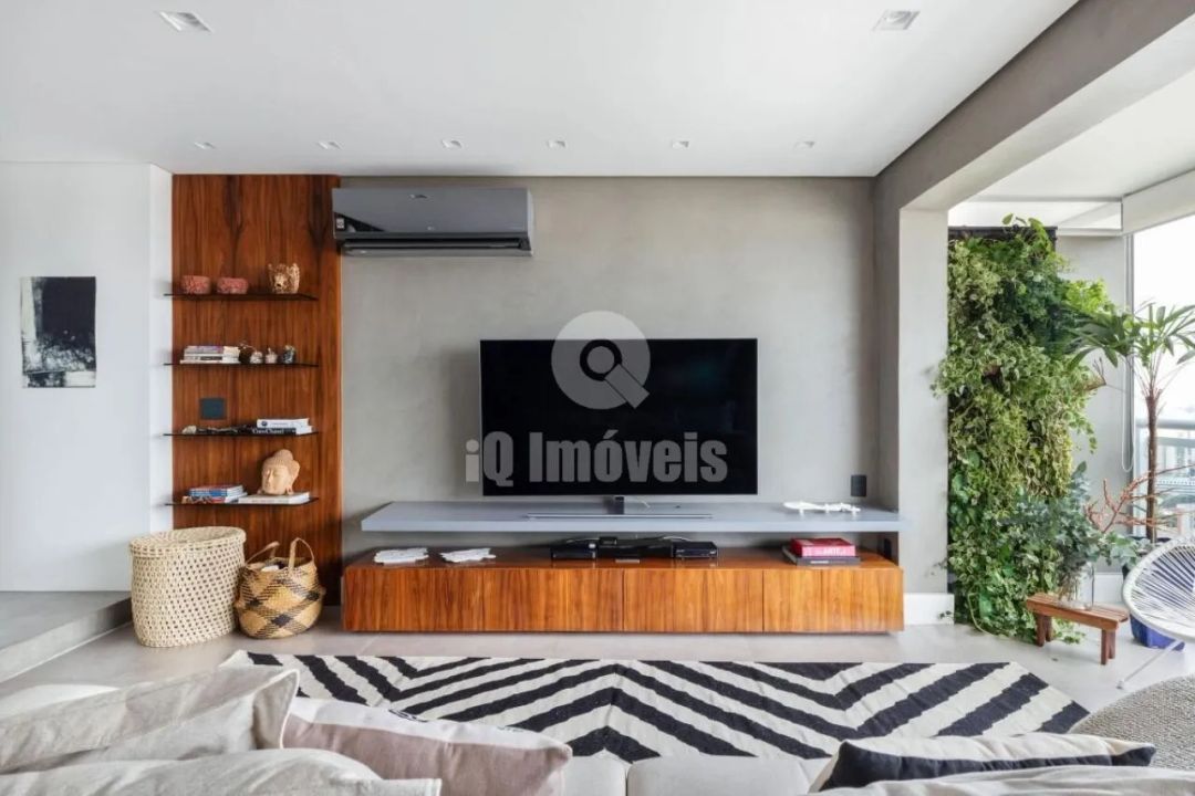 Apartamento na Rua Luís Correia de