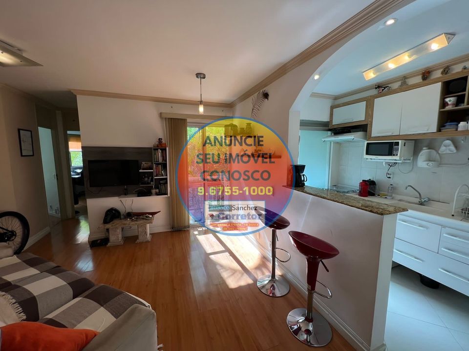 Apartamento na Avenida Yervant Kissajikian, 299, Interlagos em São