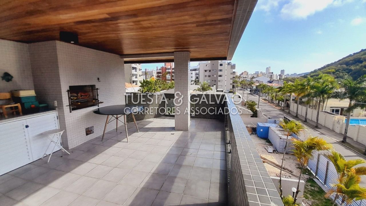 Apartamento na Rua Passeio das Palmeiras, 303, Caioba em Matinhos, por