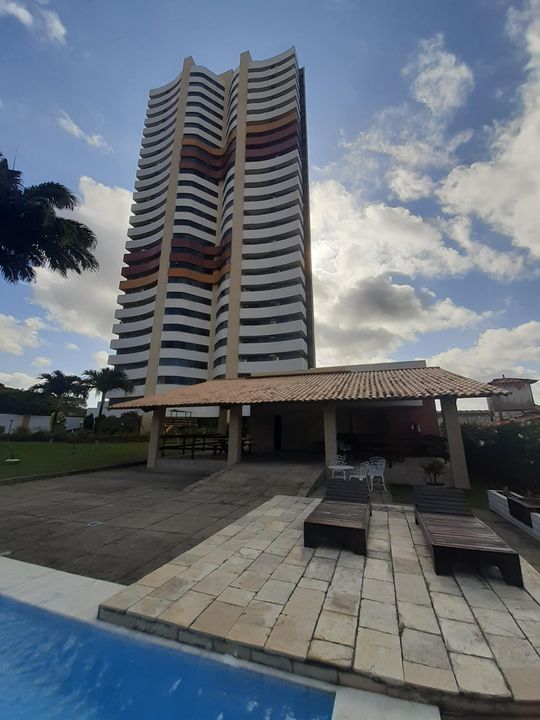 Apartamento na Avenida Romualdo Galvão, 1834, Lagoa Nova em Natal, por