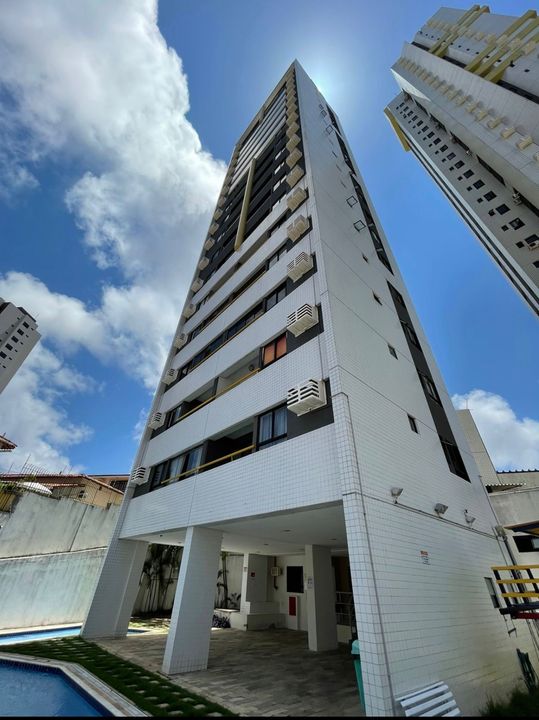 Apartamento na Rua Beatriz Pinheiro, 1360, Tirol em Natal, por R 2.000