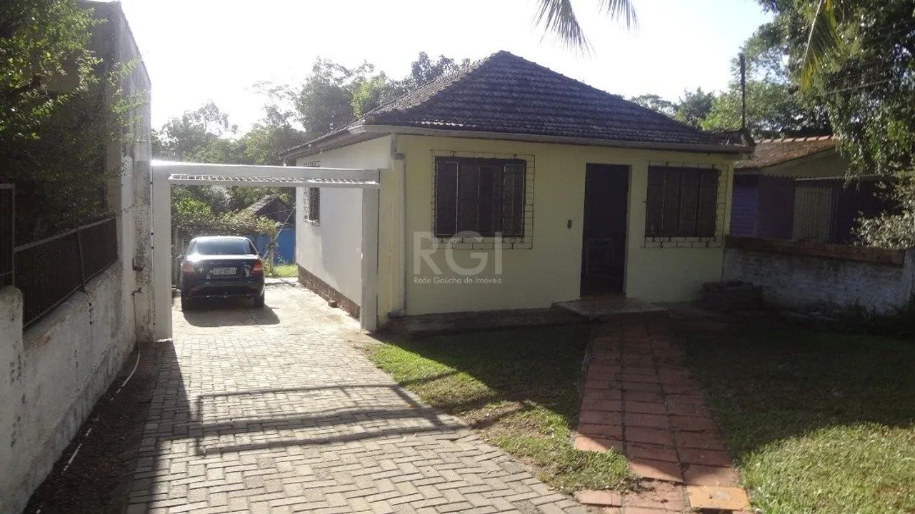 Casa na Estrada Francisca de Oliveira Vieira, 766, Belém Novo em Porto Alegre, por R 580.000