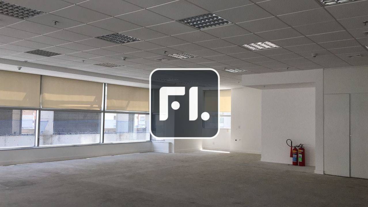 Sala Comercial na Alameda Santos, 415, Cerqueira César em São Paulo