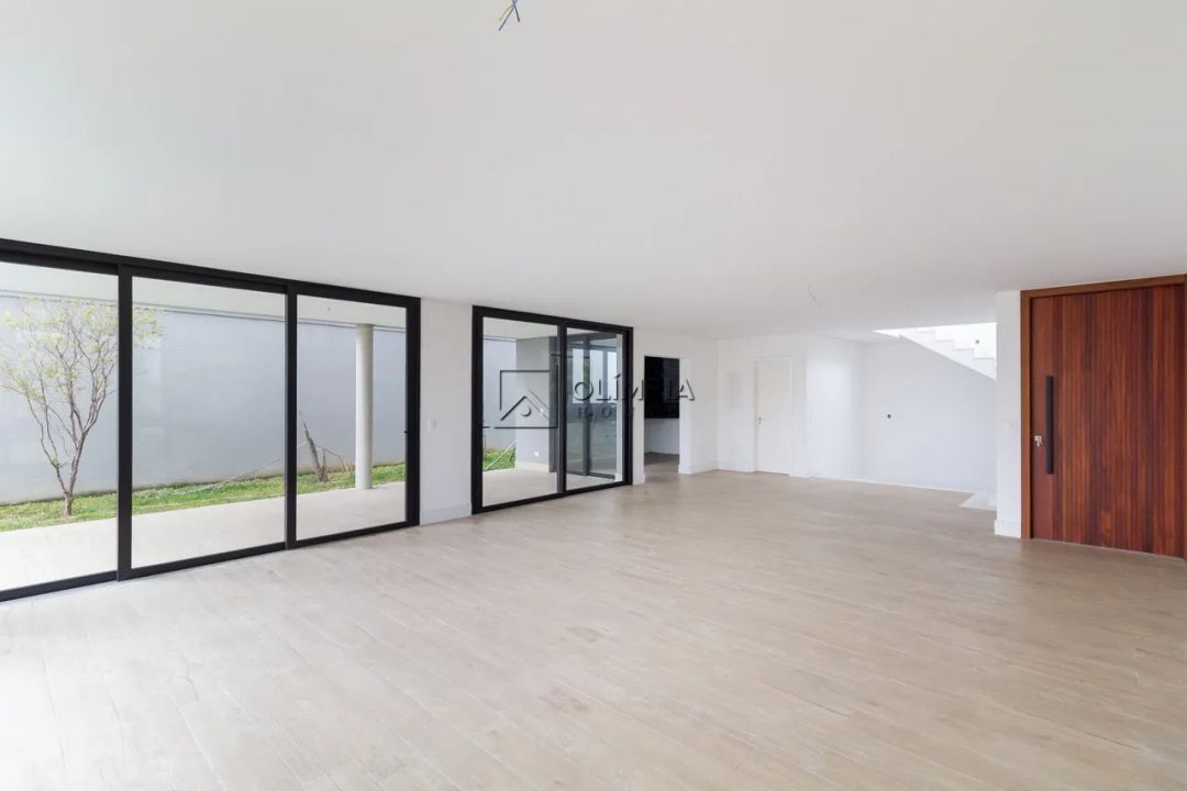 Casa na Alameda dos Nhambiquaras, 111, Ibirapuera em São Paulo, por R