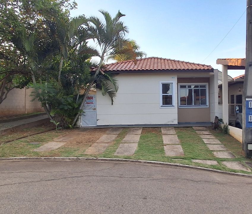 Casa na Rua Vital de Mello, 405, Jardim Residencial Villa Amato em