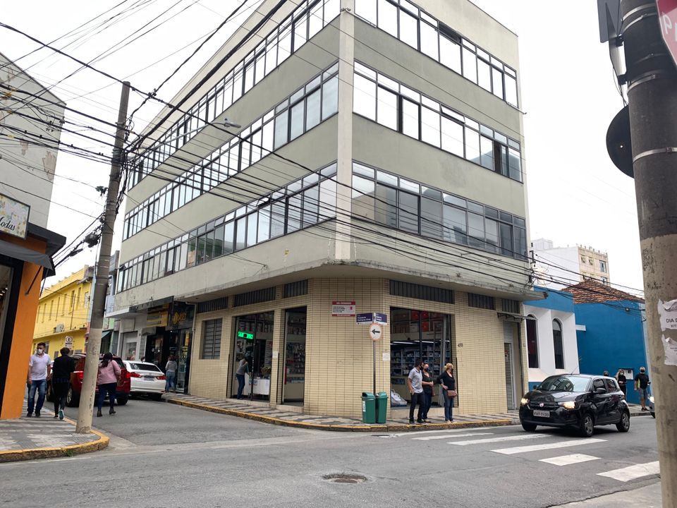 Sala Comercial na Rua Barão de