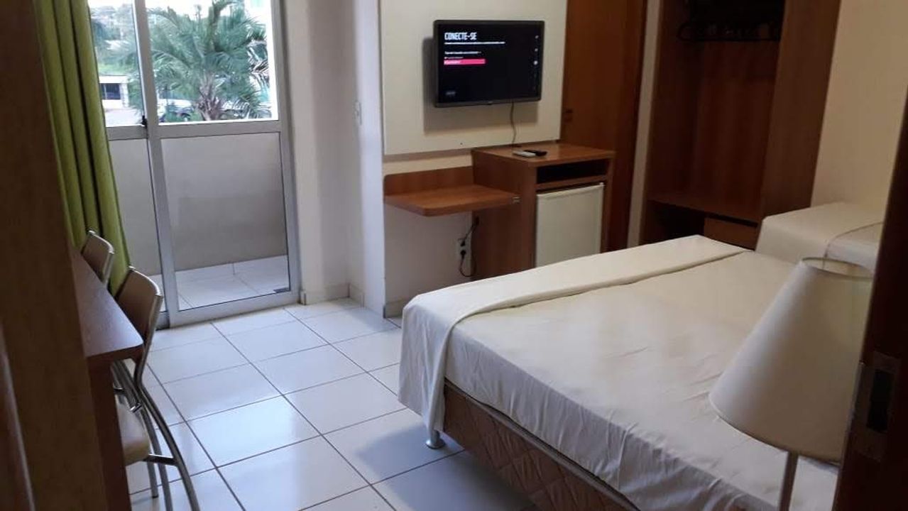 Apartamento na Avenida Elias Bufaiçal, 1, Jardim Belvedere em Caldas