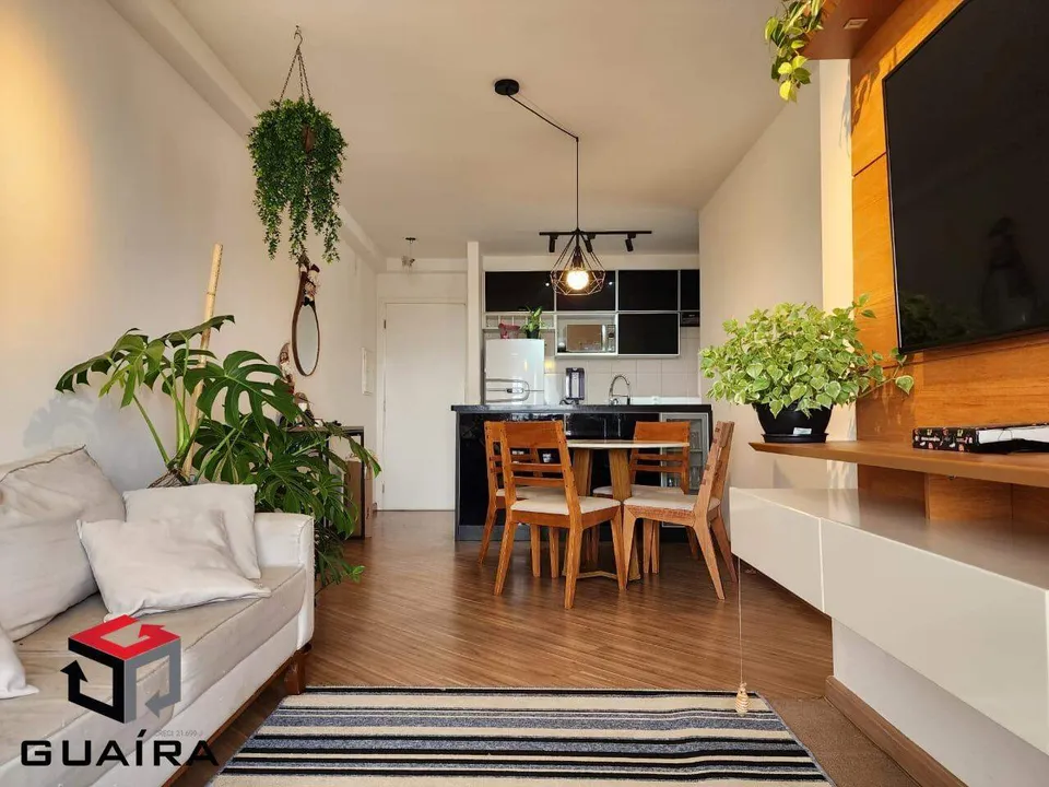 Apartamento na Avenida Winston Churchill, 1477, Rudge Ramos em São ...