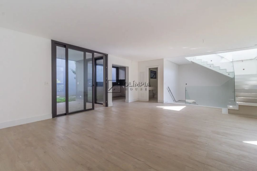 Casa na Alameda dos Nhambiquaras, 111, Ibirapuera em São Paulo, por R