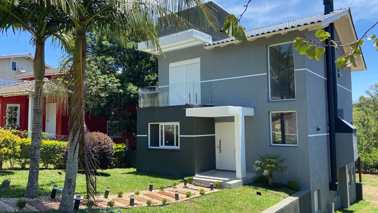 Casa de Condomínio na Estrada Capitão Gentil Machado de Godoy, 4500