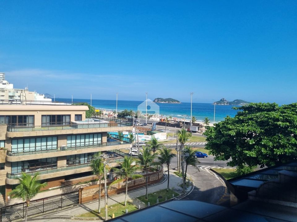 Cobertura na Avenida Afonso de Taunay, Jardim Oceanico em Rio de Janeiro, por R 6.000.000