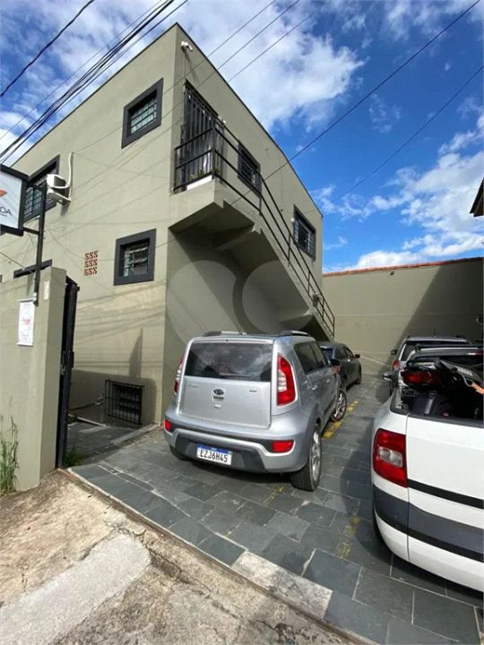 Sala Comercial na Alameda das Catleas, Jardim Simus em Sorocaba, por R