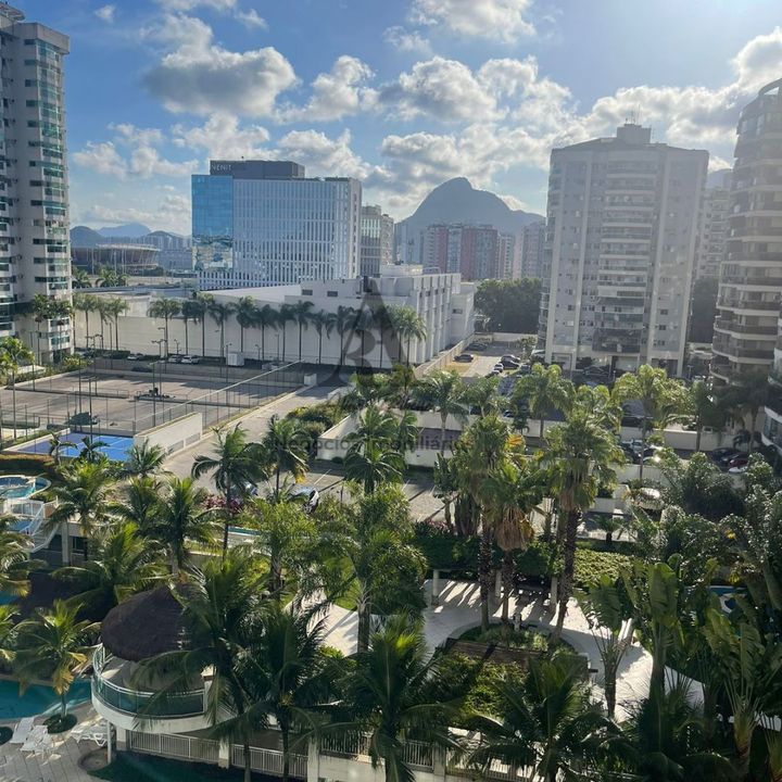 Apartamento na Avenida Embaixador Abelardo Bueno, 2510, Barra da Tijuca