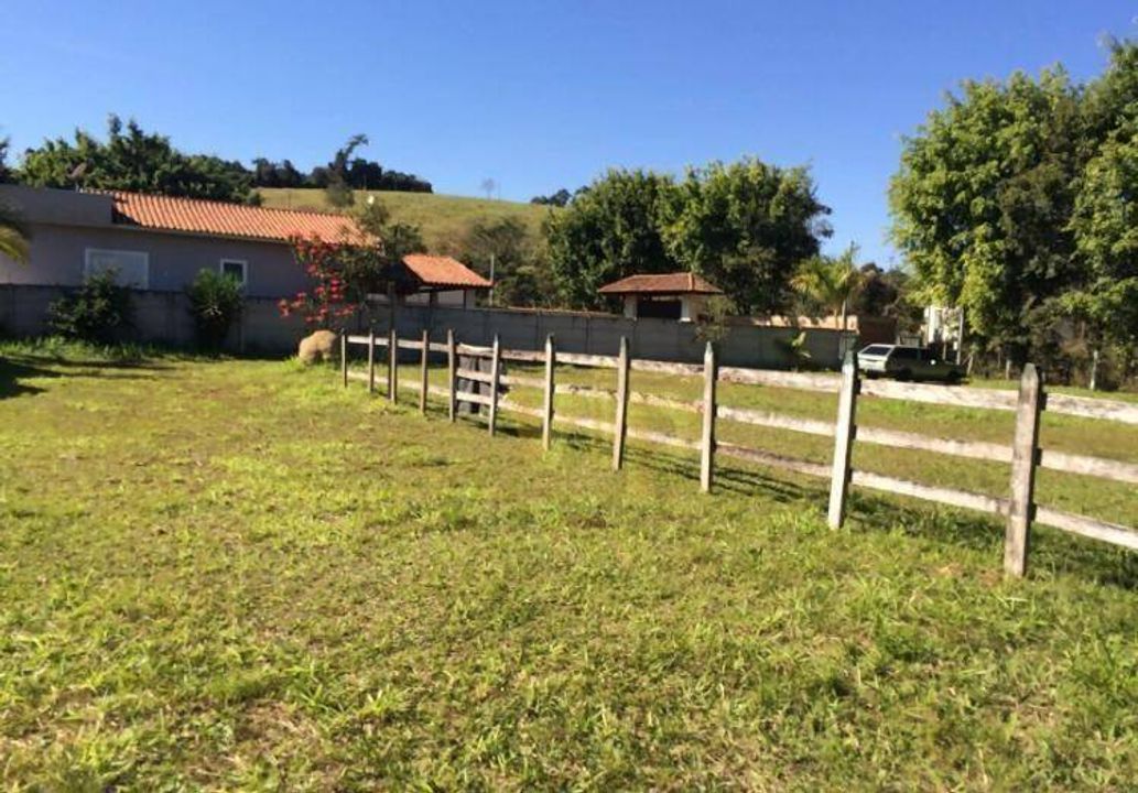 Fazenda/Sítio 2400 m² em Jardim Esplanada em Pouso Alegre, por R 350.